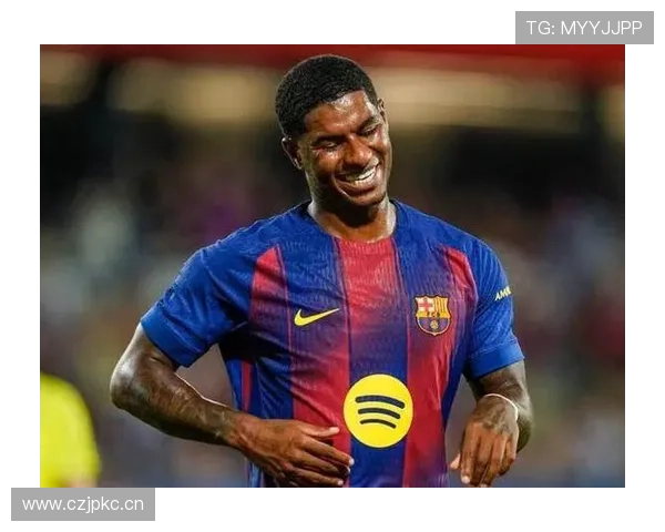 拉什福德：曼联本土旗帜的责任与压力解析