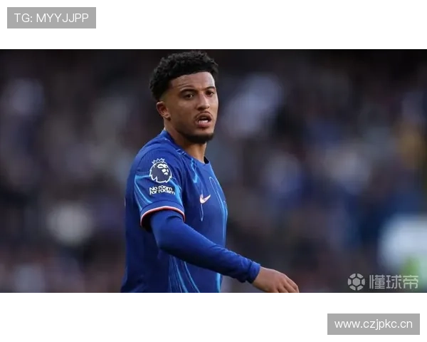 福登 vs 桑乔:英格兰青训双星战术角色与成长路径差异 福登 vs 桑乔:英格兰青训双星战术角色与成长路径差异